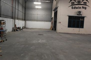 1.5 Storey Semi-D Factory/Warehouse @ Kawasan Industri Ringan Permatang Tinggi, Bukit Mertajam