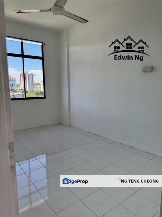 Desa Permai Indah Apartment at Sungai Dua, Middle Floor, Original Corner Unit, Penang, Sungai Dua (Island)