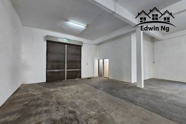 Ground Floor Light Industrial Factory/Warehouse at Kawasan Perindustrian Teras Jaya, Butterworth