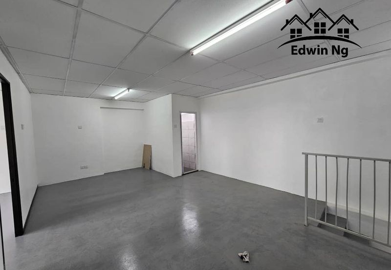 1.5 Storey Terrace Light Industrial Factory, Good Condition @Taman Perindustrian Ringan Usahajaya, Bukit Mertajam