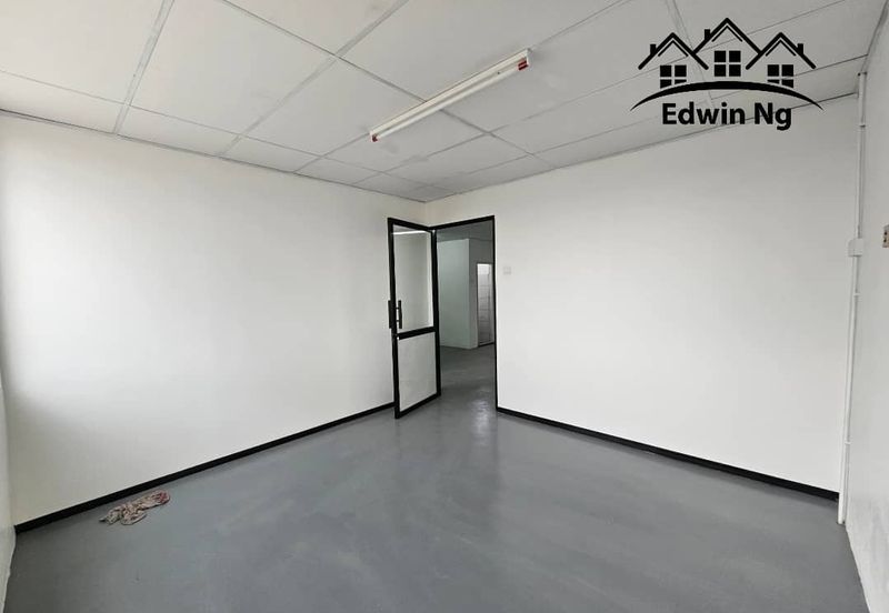 1.5 Storey Terrace Light Industrial Factory, Good Condition @Taman Perindustrian Ringan Usahajaya, Bukit Mertajam