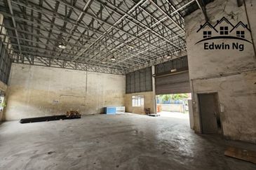 1.5 Storey Semi-D Factory/Warehouse @ Taman Paya Serdang, Lunas, Kedah, Easy Access to BKE