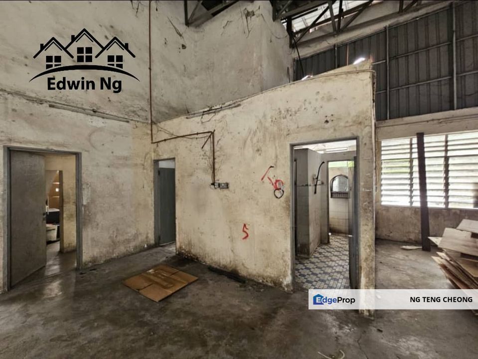 1.5 Storey Semi-D Factory/Warehouse @ Taman Paya Serdang, Lunas, Kedah, Easy Access to BKE, Kedah, Lunas