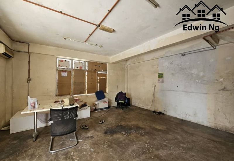 1.5 Storey Semi-D Factory/Warehouse @ Taman Paya Serdang, Lunas, Kedah, Easy Access to BKE