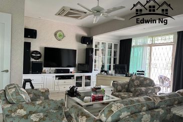 Bukit Dumbar Residences