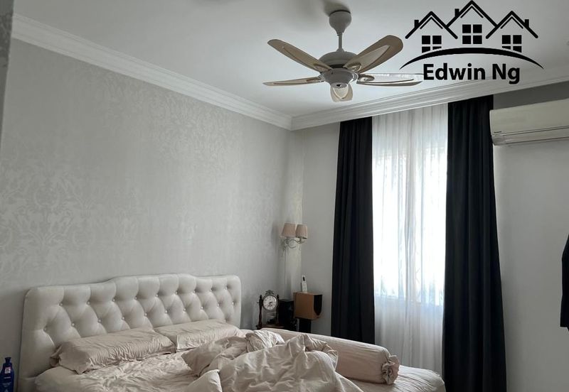 Bukit Dumbar Residences