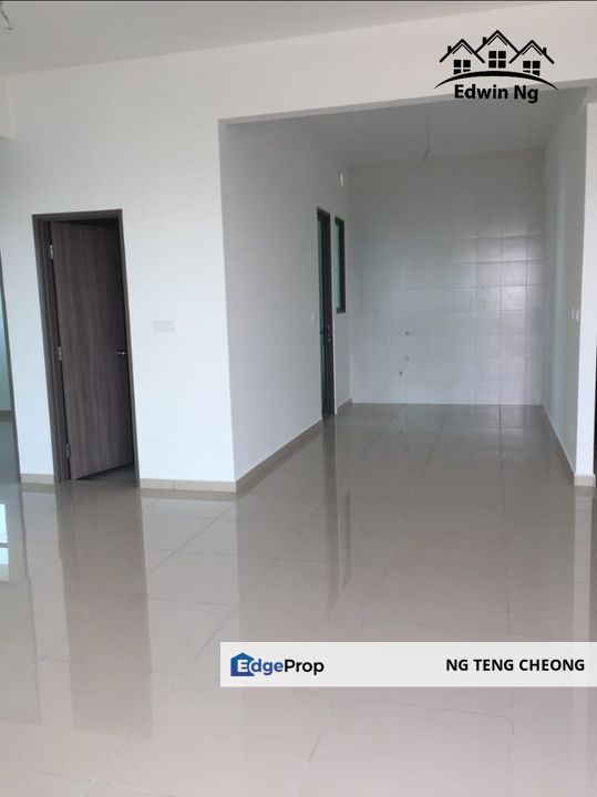 Tree Sparina at Bayan Lepas, Middle Floor, Corner Unit, Airport View & Sea View, Penang, Bayan Lepas