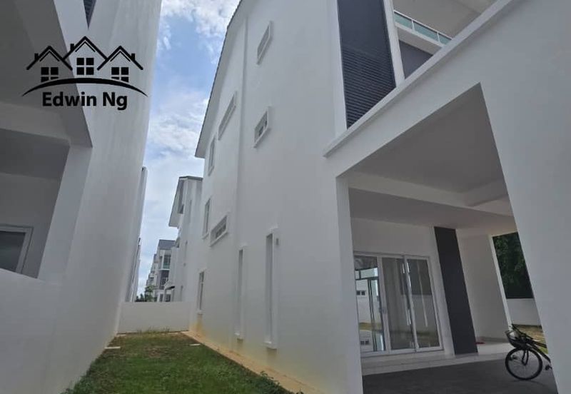 3 Storey Zero Lot Bungalow, End Lot, Spacious Land, Taman Lembah Permai, Kota Permai, Bukit Mertajam