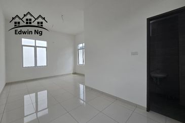 3 Storey Zero Lot Bungalow, End Lot, Spacious Land, Taman Lembah Permai, Kota Permai, Bukit Mertajam