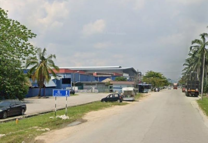 1.5 Storey Semi-D Factory @ Kawasan Perindustrian Valdor, Simpang Ampat, Near Batu Kawan