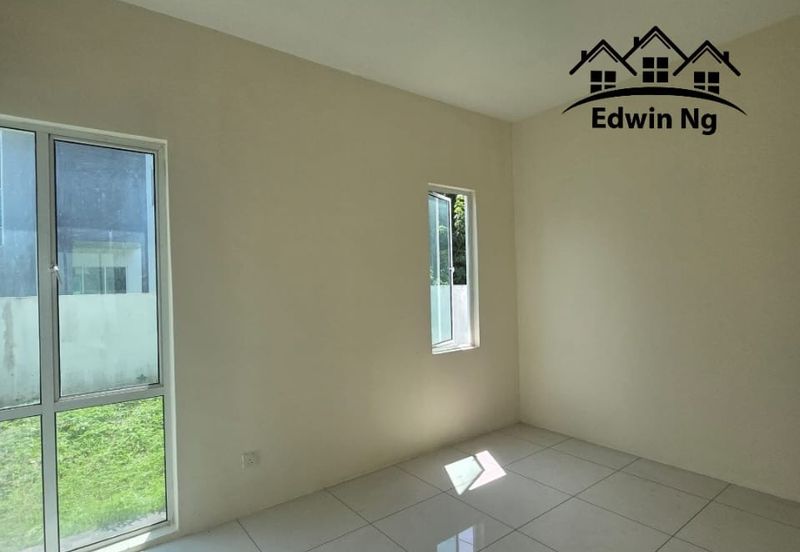 3 Storey Bungalow Villa at Garden Residency, Machang Bubok, Alma
