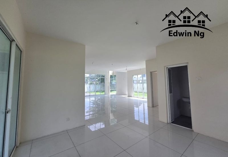 3 Storey Bungalow Villa at Garden Residency, Machang Bubok, Alma