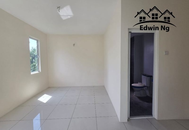 3 Storey Bungalow Villa at Garden Residency, Machang Bubok, Alma