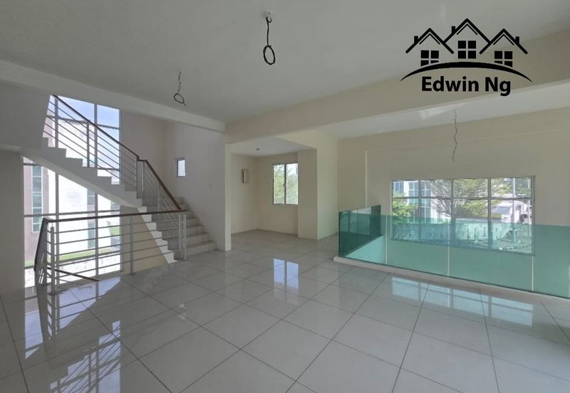 3 Storey Bungalow Villa at Garden Residency, Machang Bubok, Alma