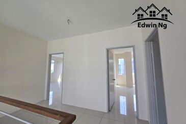 3 Storey Bungalow Villa at Garden Residency, Machang Bubok, Alma