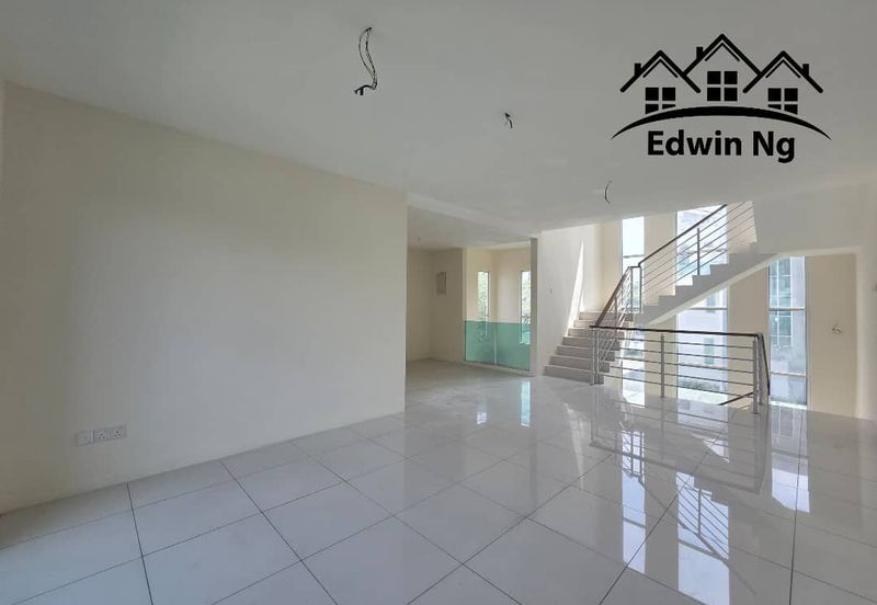 3 Storey Bungalow Villa, Corner Unit at Garden Residency, Machang Bubok, Alma