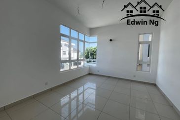 Cypress Villa @ Desaria