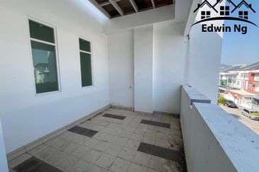 Cypress Villa @ Desaria