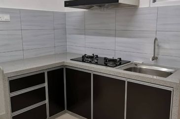 Taman Sri Setia Flat