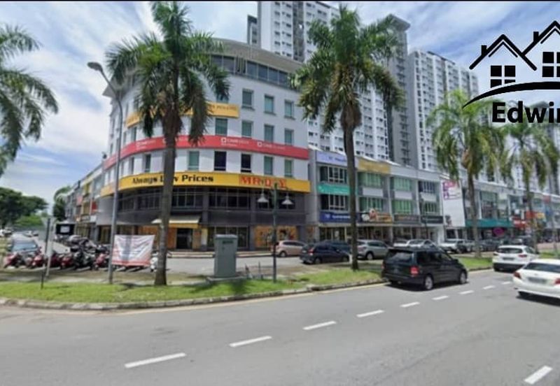Ground Floor Corner Shoplot @ Vantage Point, Jelutong, Facing Main Road
