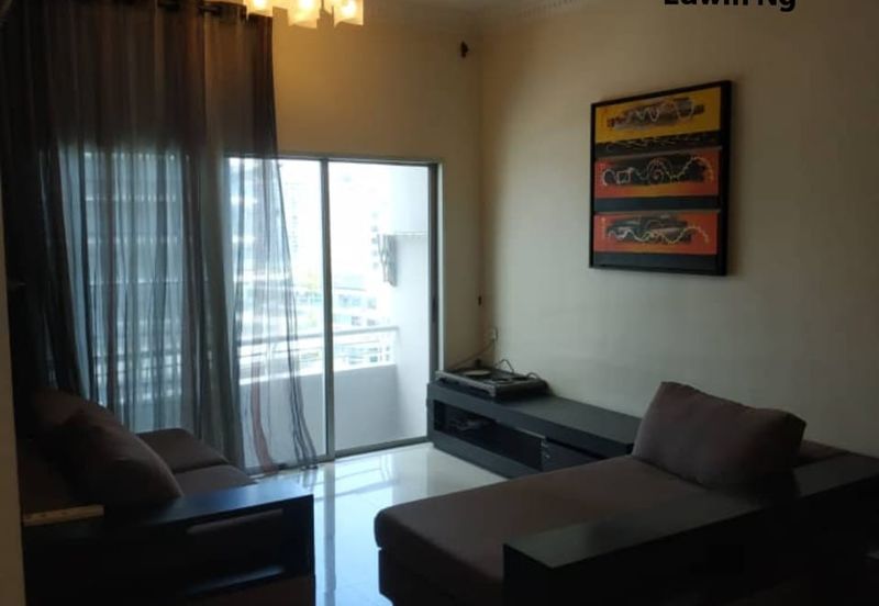 University Place (Plaza Ivory)