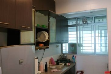 University Place (Plaza Ivory)