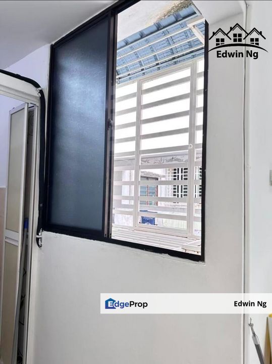 Halaman Kenanga Apartment at Sungai Nibong, High Floor, Original Unit, Newly Repainted, Penang, Sungai Dua (Island)