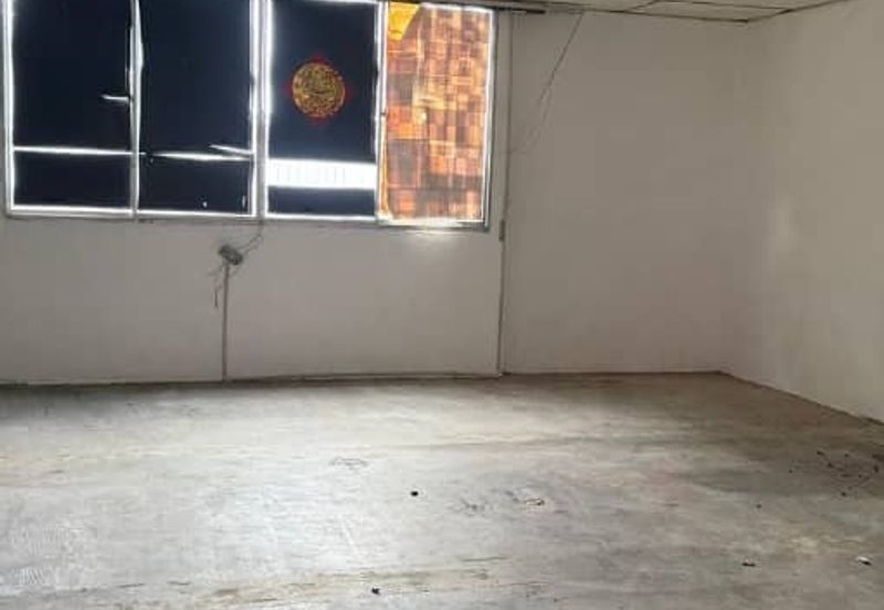 1.5 Storey Terrace Factory/Warehouse @ Taman Perindustrian Ringan Usahajaya, Simpang Ampat