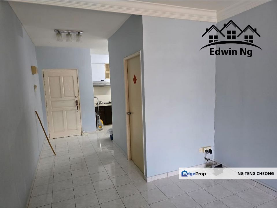 Relau Vista Apartment at Relau, High Floor, Partly Furnished & Renovated, Good Condition, Penang, Relau