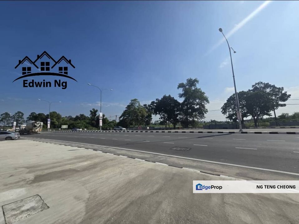 2 Storey Detached Shop Lot at Jalan Batu Kawan, Simpang Ampat, Facing Main Road, Penang, Simpang Ampat