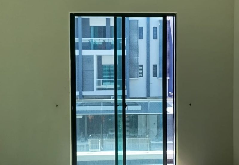 3 Storey Terrace House, Partially Furnished Unit at Spectrum Garden, Kota Permai, Bukit Mertajam