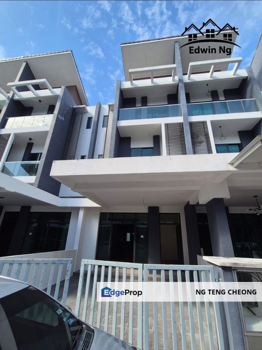 3 Storey Terrace House, Partially Furnished Unit at Spectrum Garden, Kota Permai, Bukit Mertajam, Penang, Bukit Mertajam