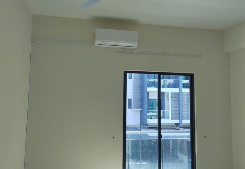 3 Storey Terrace House, Partially Furnished Unit at Spectrum Garden, Kota Permai, Bukit Mertajam