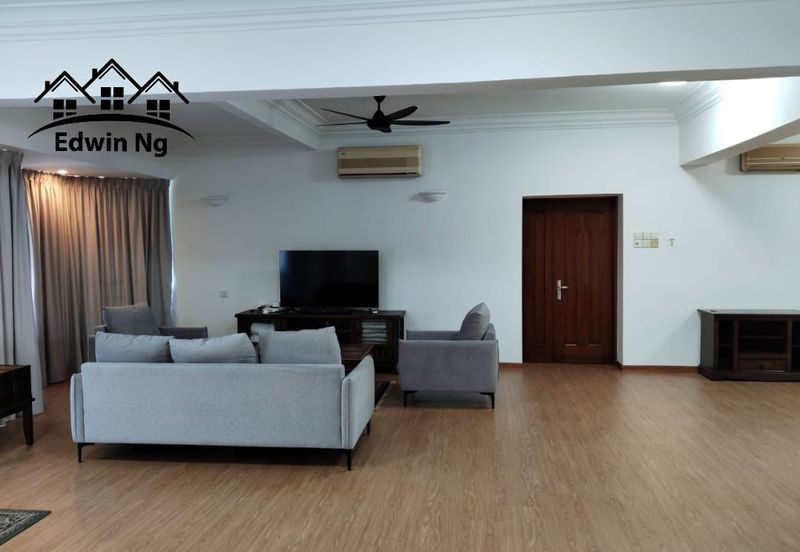 Silverton Condominium (Menara Perak)