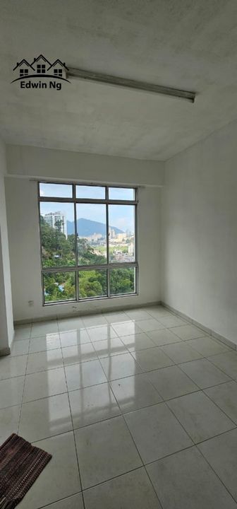 Suria Vista Apartment, High Floor, Unfurnished Unit at Paya Terubong, Penang, Paya Terubong