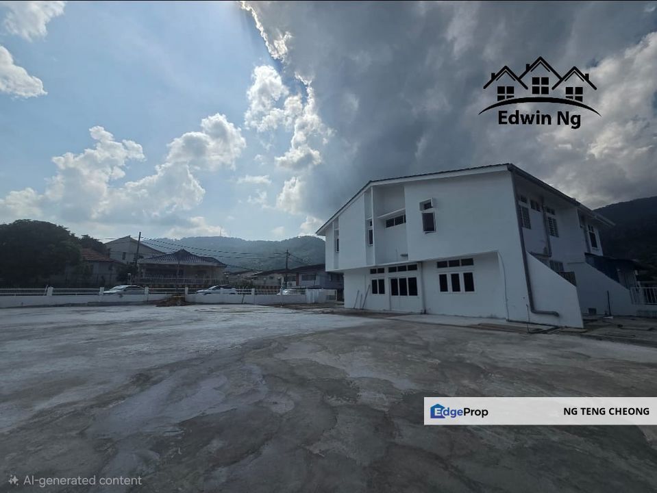 2 Storey Semi-D, with spacious land at Taman Happy Valley, Ayer Itam. Can Be Used Commercially, Penang, Ayer Itam