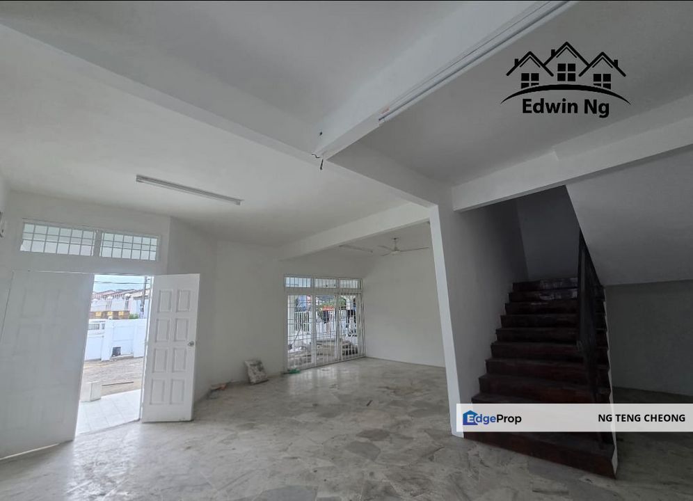 2 Storey Semi-D, with spacious land at Taman Happy Valley, Ayer Itam. Can Be Used Commercially, Penang, Ayer Itam