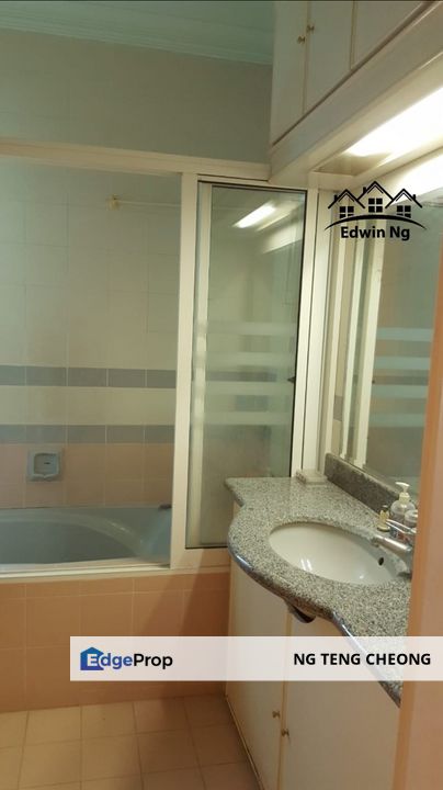 3 Storey Terrace House, Furnished & Renovated at Cangkat Sungai Ara, Penang, Sungai Ara