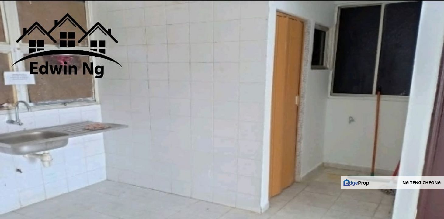 BJ Court Apartment at Bukit Jambul, Middle Floor, Unfurnished Unit, 1 Carpark, Penang, Bukit Jambul