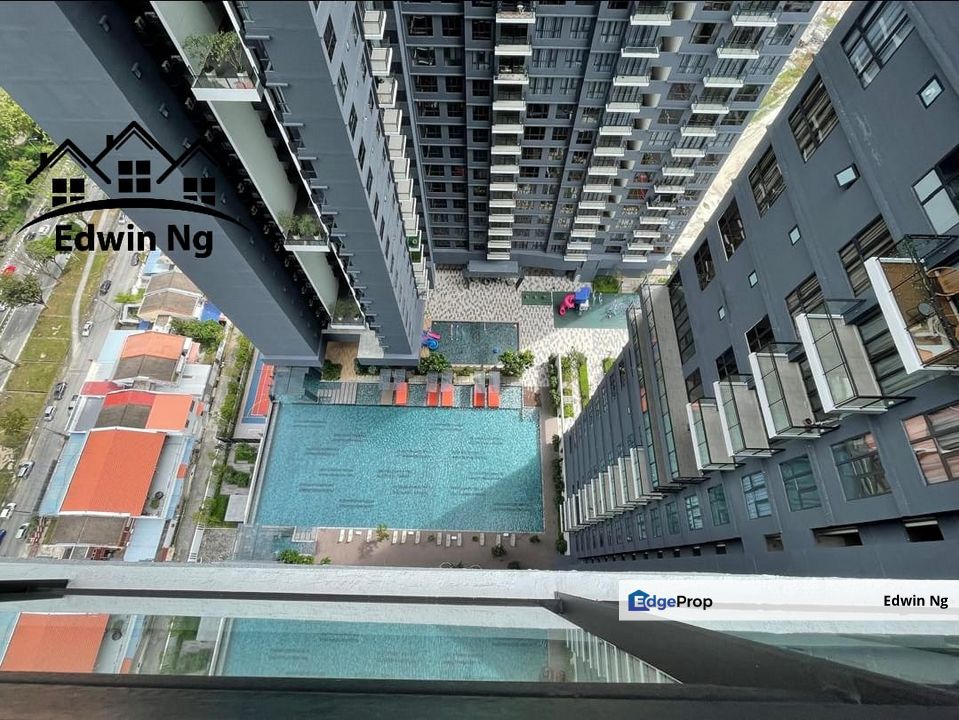 Muze @ PICC, Middle Floor Original Unit, Pool View and Golf View, Penang, Bayan Lepas