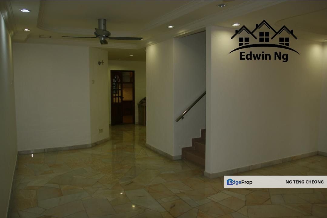 2 Storey Terrace House, Partly Furnished @ Island Glades, Penang, Greenlane