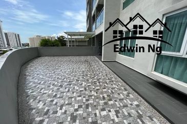 Tropicana Bay Residences