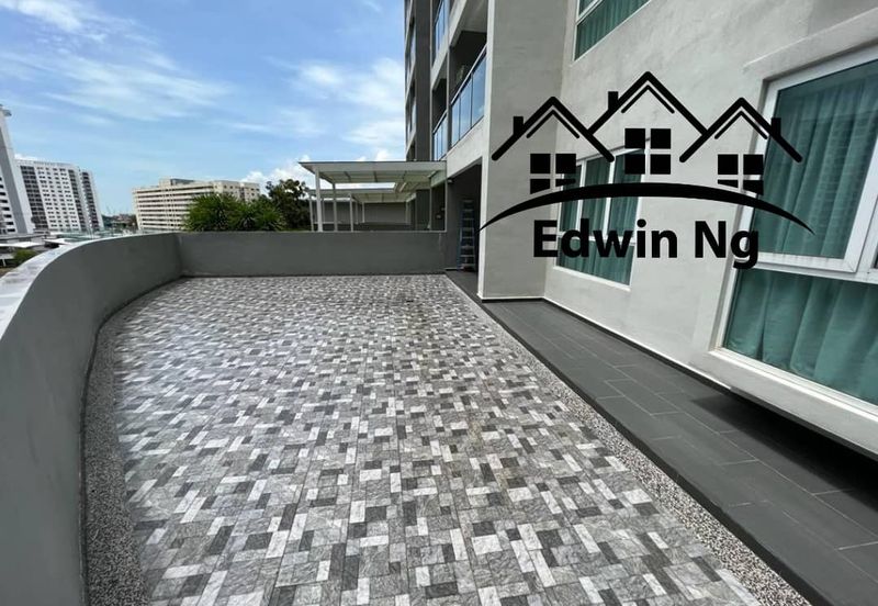 Tropicana Bay Residences