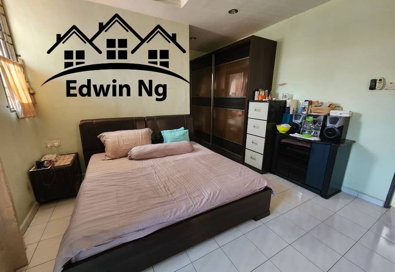 2 Storey Terrace House, Intermediate Corner at Taman Mawar, Raja Uda, Renovated