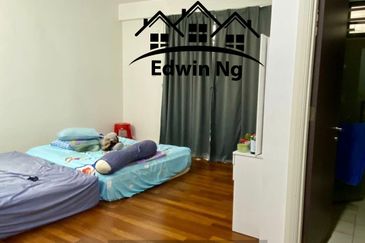 Raffles Residence 199