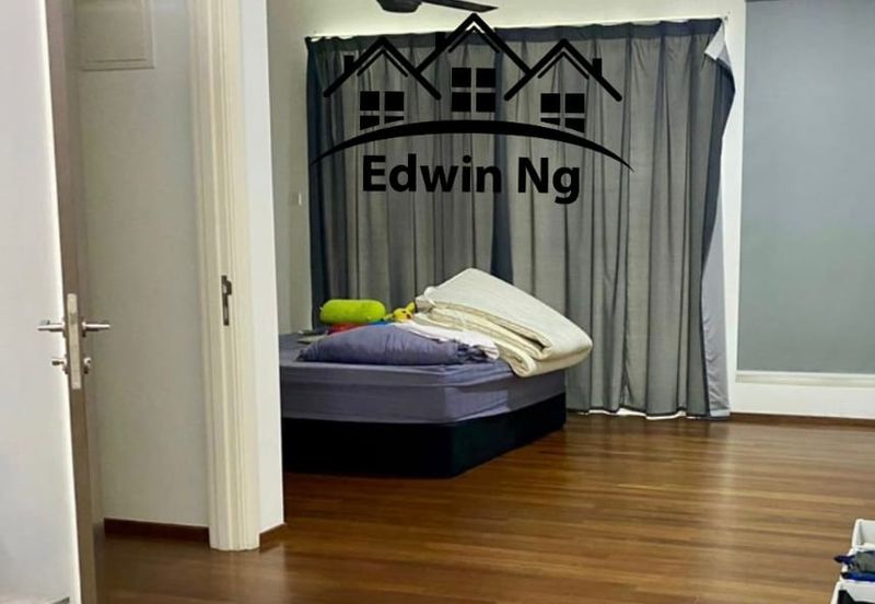 Raffles Residence 199