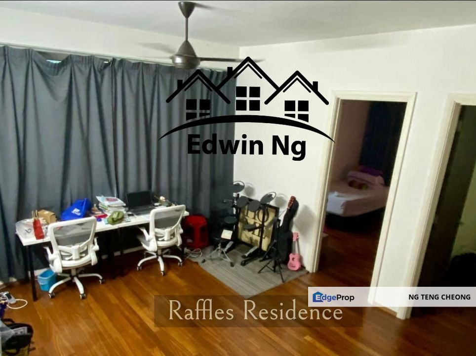 3 Storey Terrace House, End Lot @ Raffles Residence 199, Gelugor, Well Maintained, Penang, Gelugor