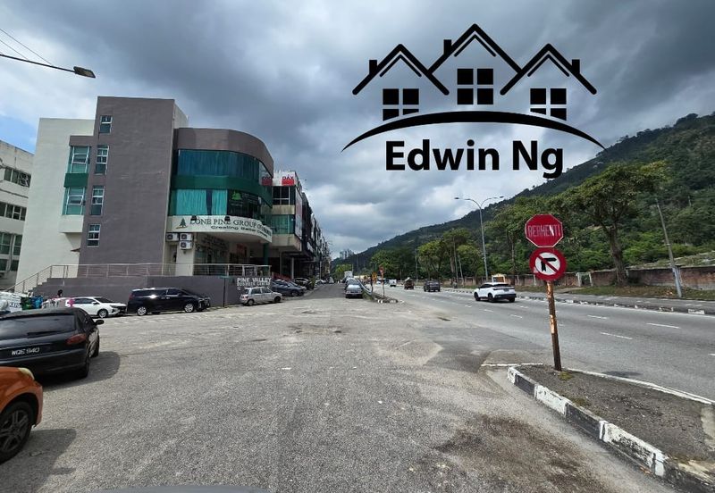 Pine Valley Business Centre