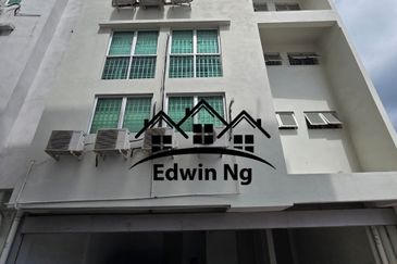 Pine Valley Business Centre