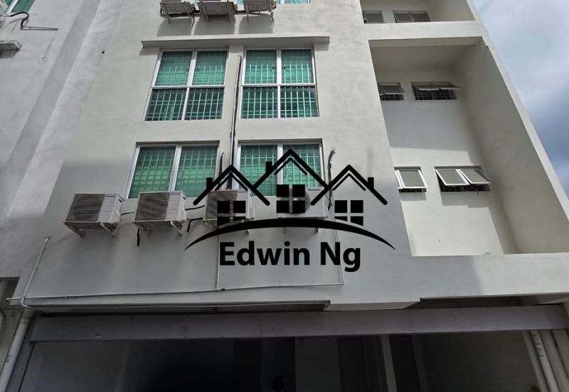 Pine Valley Business Centre